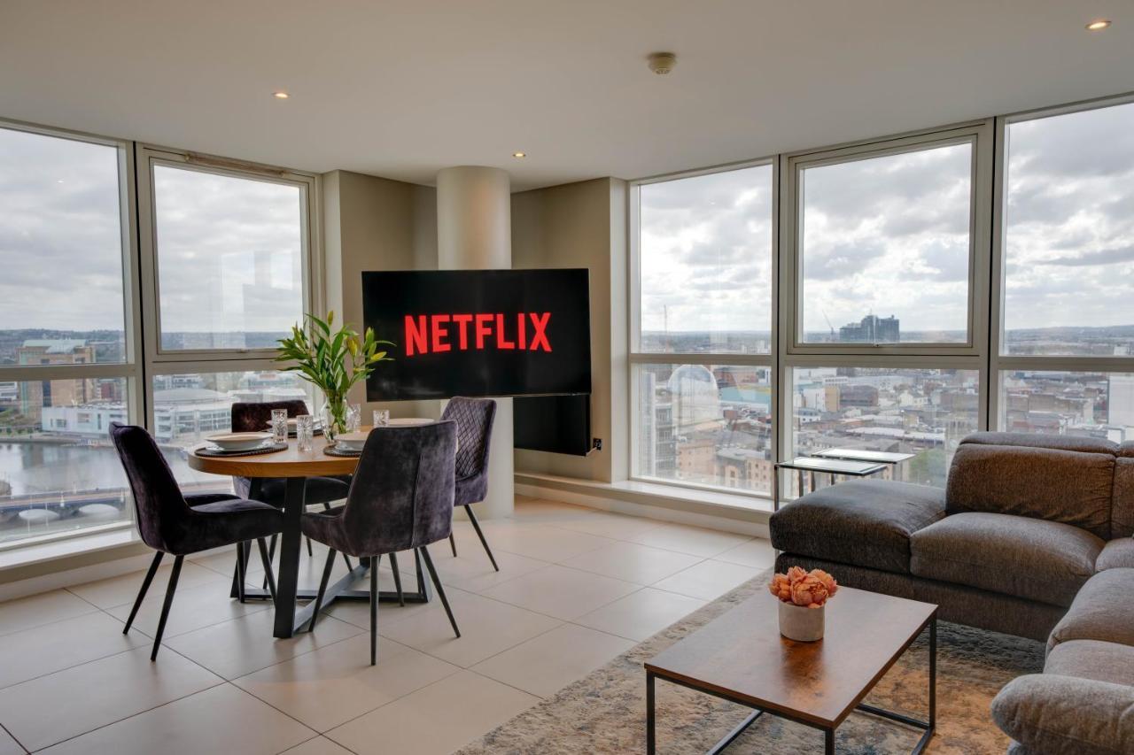 Tallest Building In The City Centre Sleeps 5 Incredible City Mountain And Lagan Views Belfast Zewnętrze zdjęcie