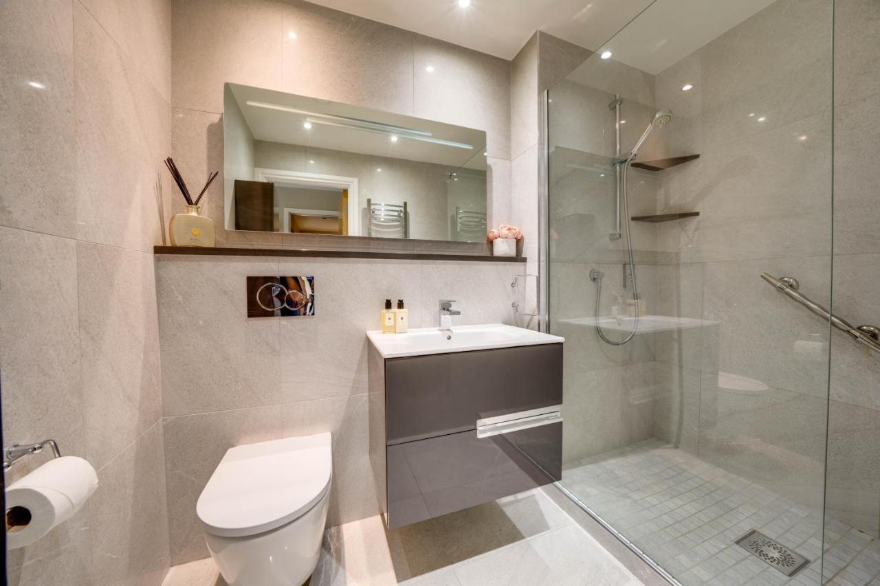 Tallest Building In The City Centre Sleeps 5 Incredible City Mountain And Lagan Views Belfast Zewnętrze zdjęcie